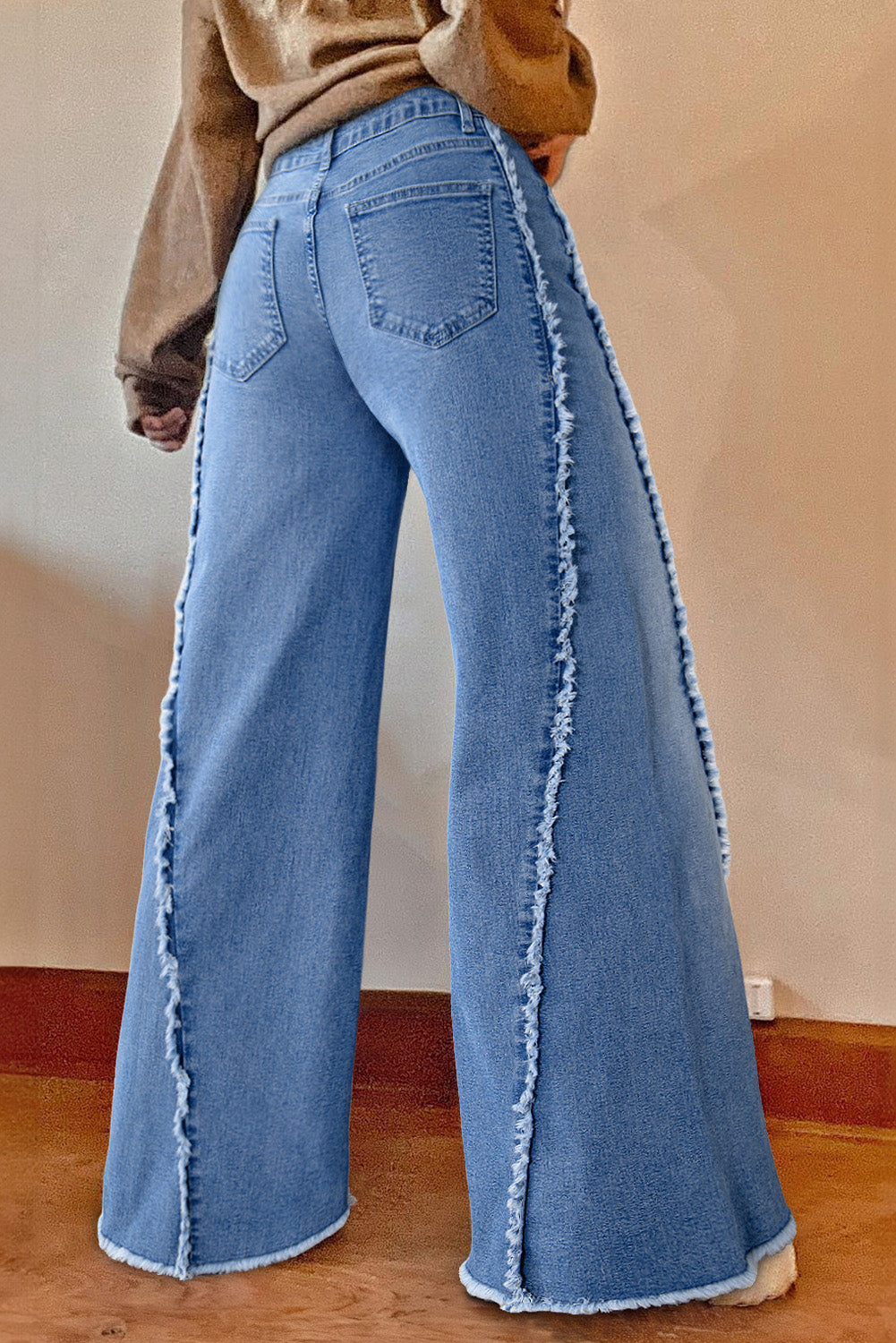 Raw Hem Flared Denim Jeans LT