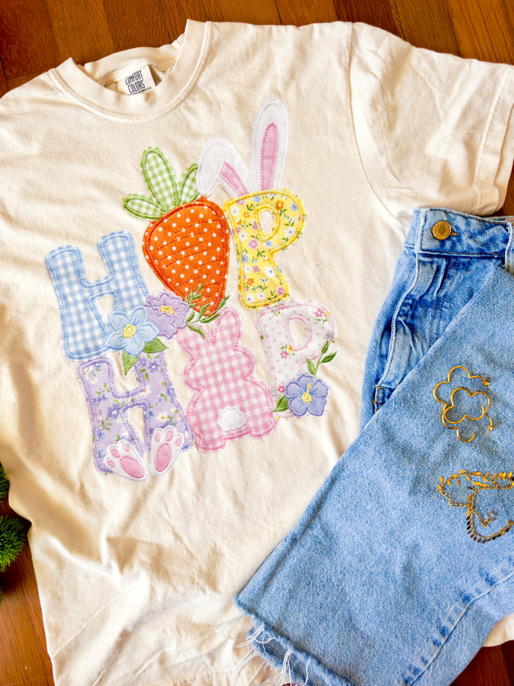 Hop Hop Easter Tee