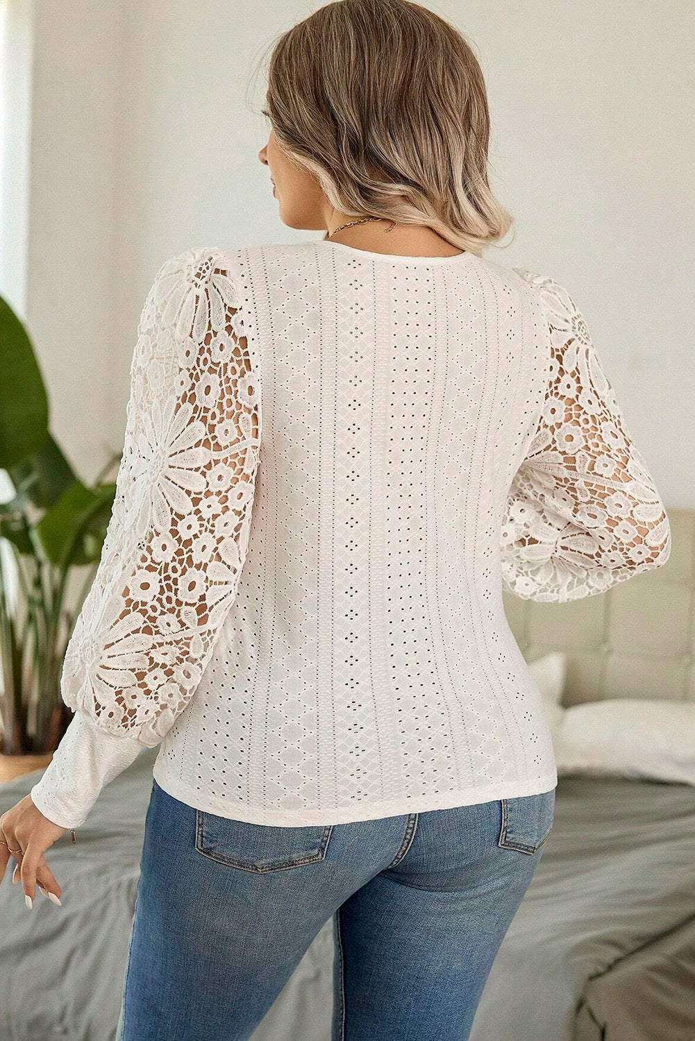 White Floral Lace Plus Size Blouse LT